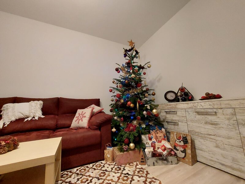 Plaza, Lujerului, inchiriez apartament 2 camere.